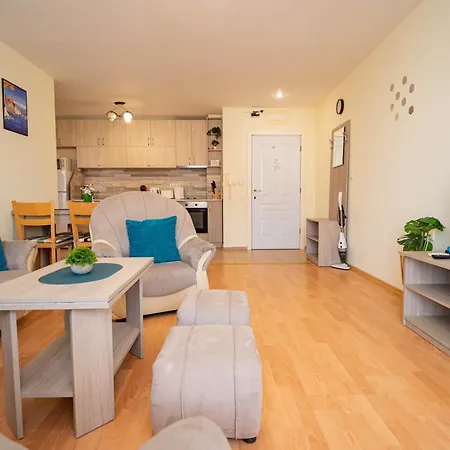 The Sea Balcony - 1bd By Flat Mаnager Apartament